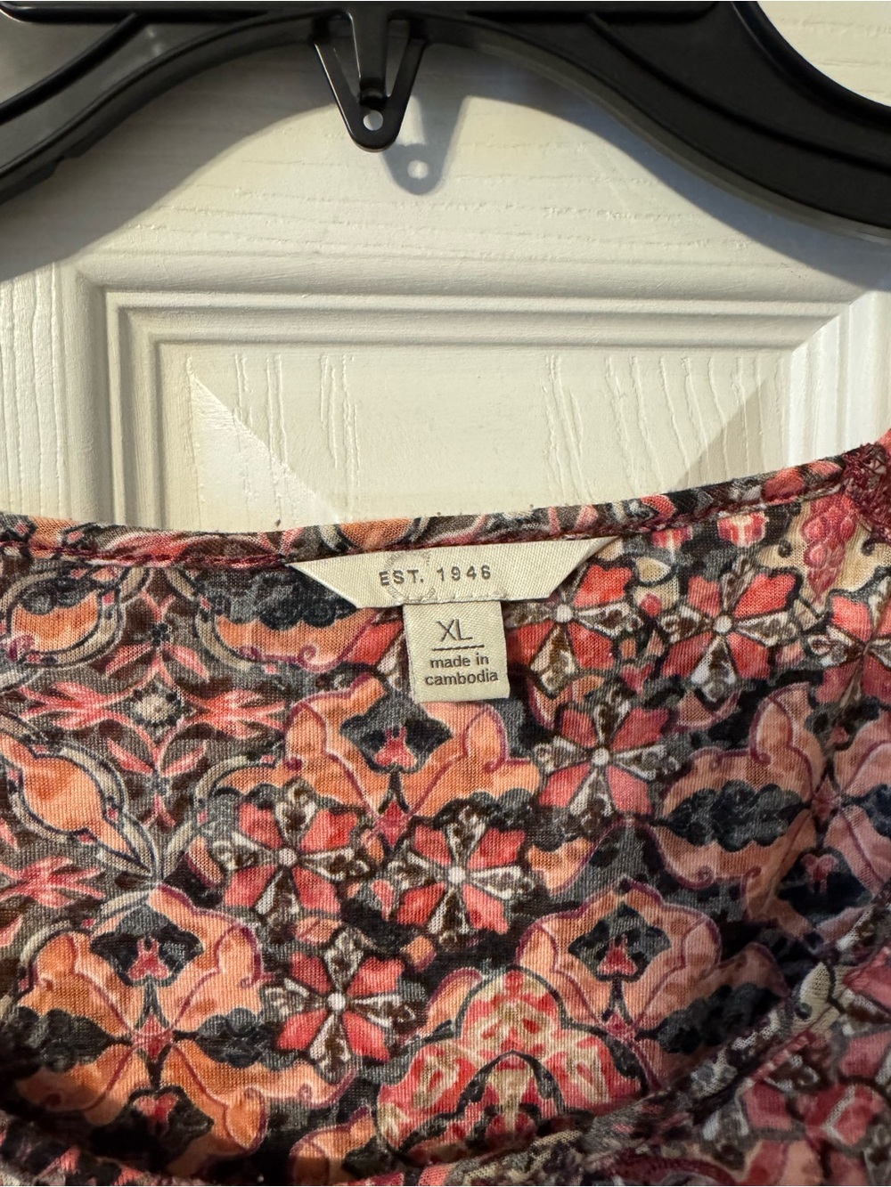 Women's Patterned Ruffle Blouse - Picture 3 of 3